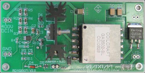 LED驅動器參考設計，1.9英寸 x 3.9英寸，雙層板