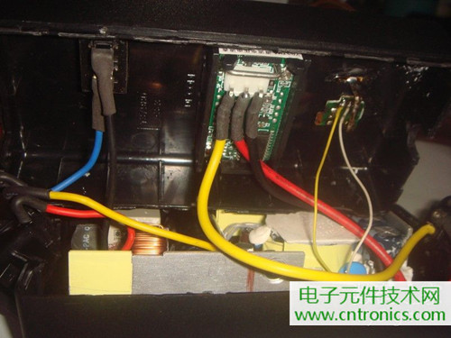 DIY：簡單自制可調(diào)移動電源