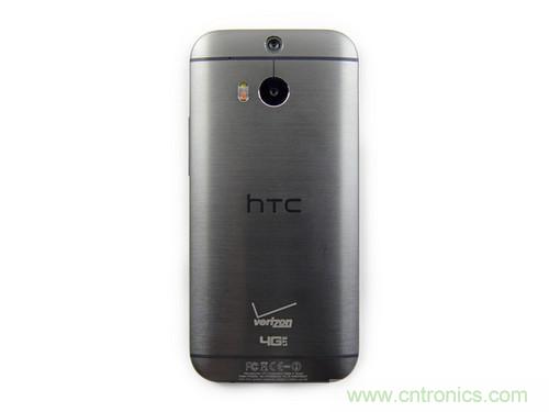 牛人強拆！新HTC One(M8)真機精密做工難修理