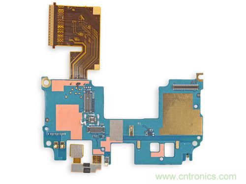 牛人強拆！新HTC One(M8)真機精密做工難修理