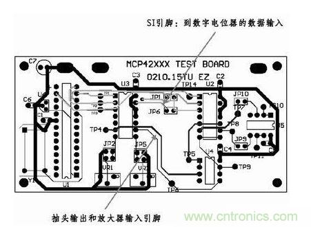 采用這種新的布線，將模擬線路和數(shù)字線路隔離開了。增大走線之間的距離，基本消除了在前面布線中造成干擾的數(shù)字噪聲。