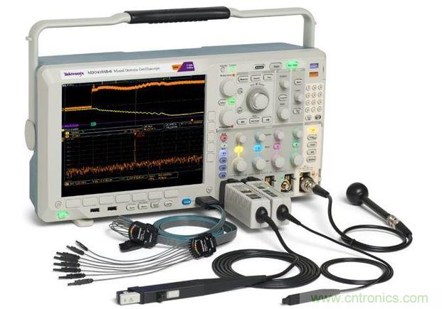 混合域示波器(MDO)將頻譜分析儀、示波器和邏輯分析儀組合在一臺儀表內(nèi)，可以從全部三臺儀器中產(chǎn)生同步的而且與時間關(guān)聯(lián)的測量結(jié)果。圖中顯示的是泰克公司的MDO4000B。