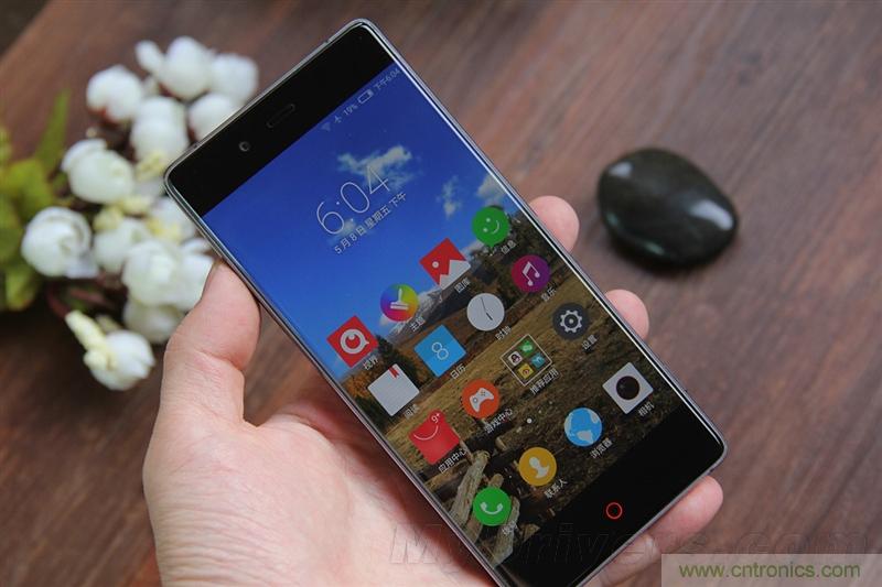 無邊框的 nubia Z9 ，一款既有驚喜，又有驚艷的智能手機