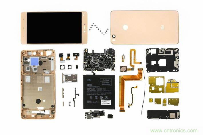 小米手機4S超詳細拆解：內(nèi)外硬件大升級