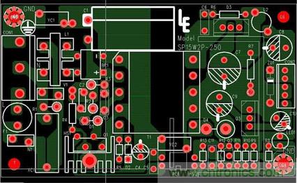 PCB元器件如何擺，線路該如何連接才能提高主板性能？