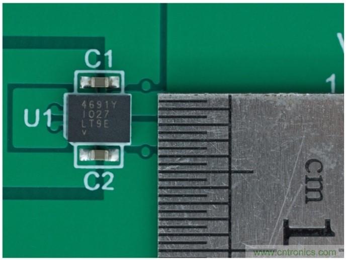 3.6V輸入、雙路輸出µModule降壓穩(wěn)壓器以3mm × 4mm小尺寸為每通道提供2A電流