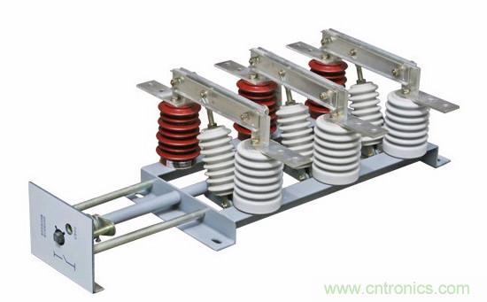高壓斷路器的操作結(jié)構(gòu)有哪幾種？和隔離開關(guān)有什么區(qū)別？